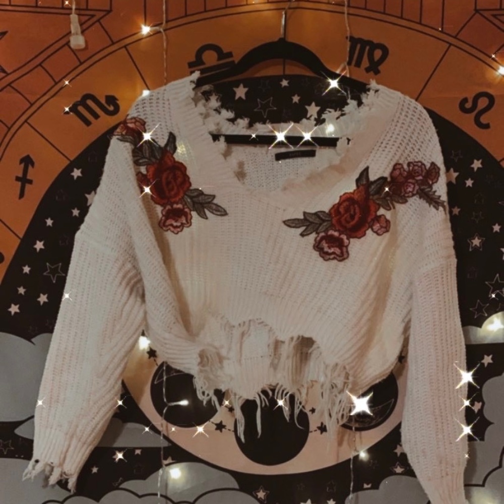 Rose Frayed Cropped Sweater